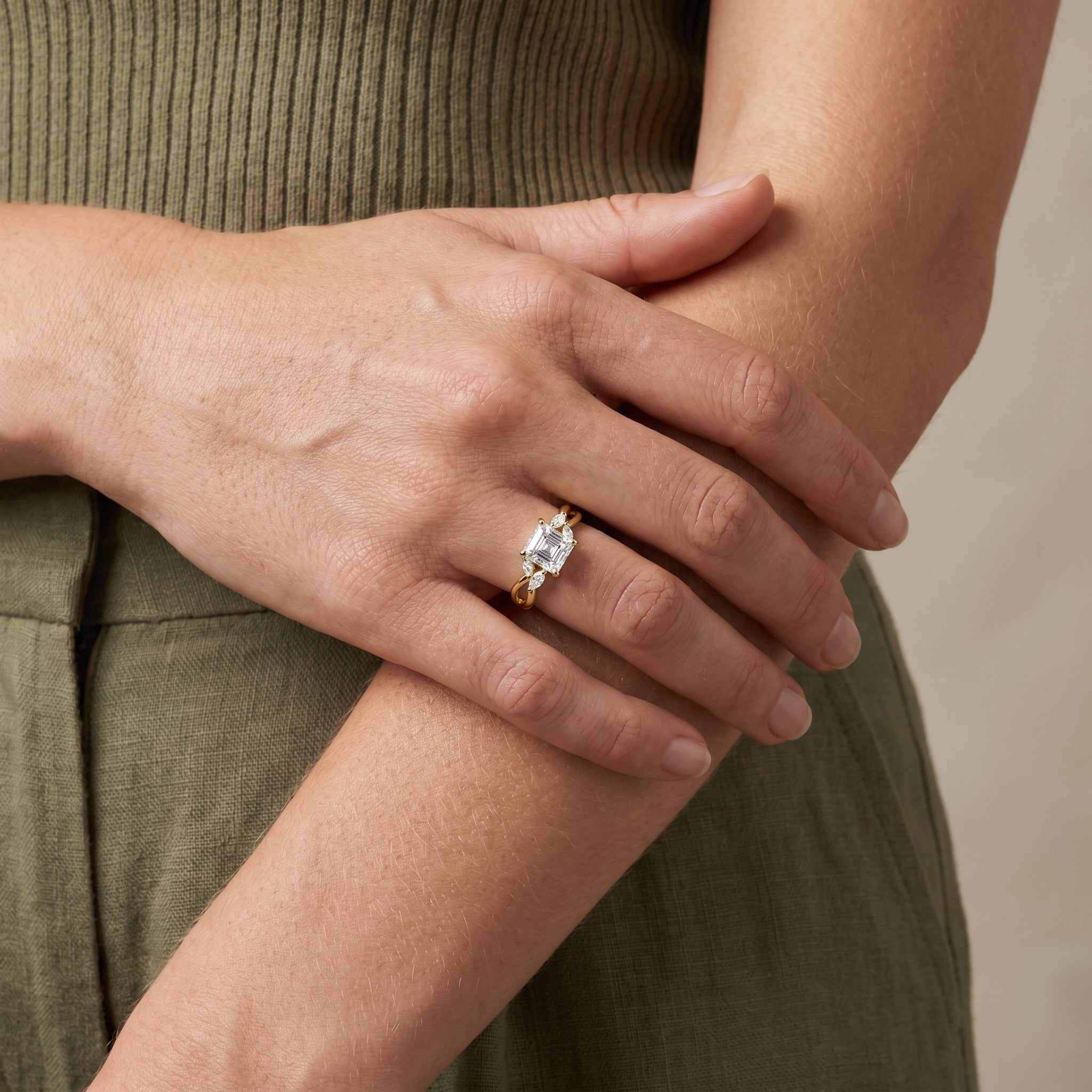 back detail of Asscher cut moissanite infinity ring 925 silver