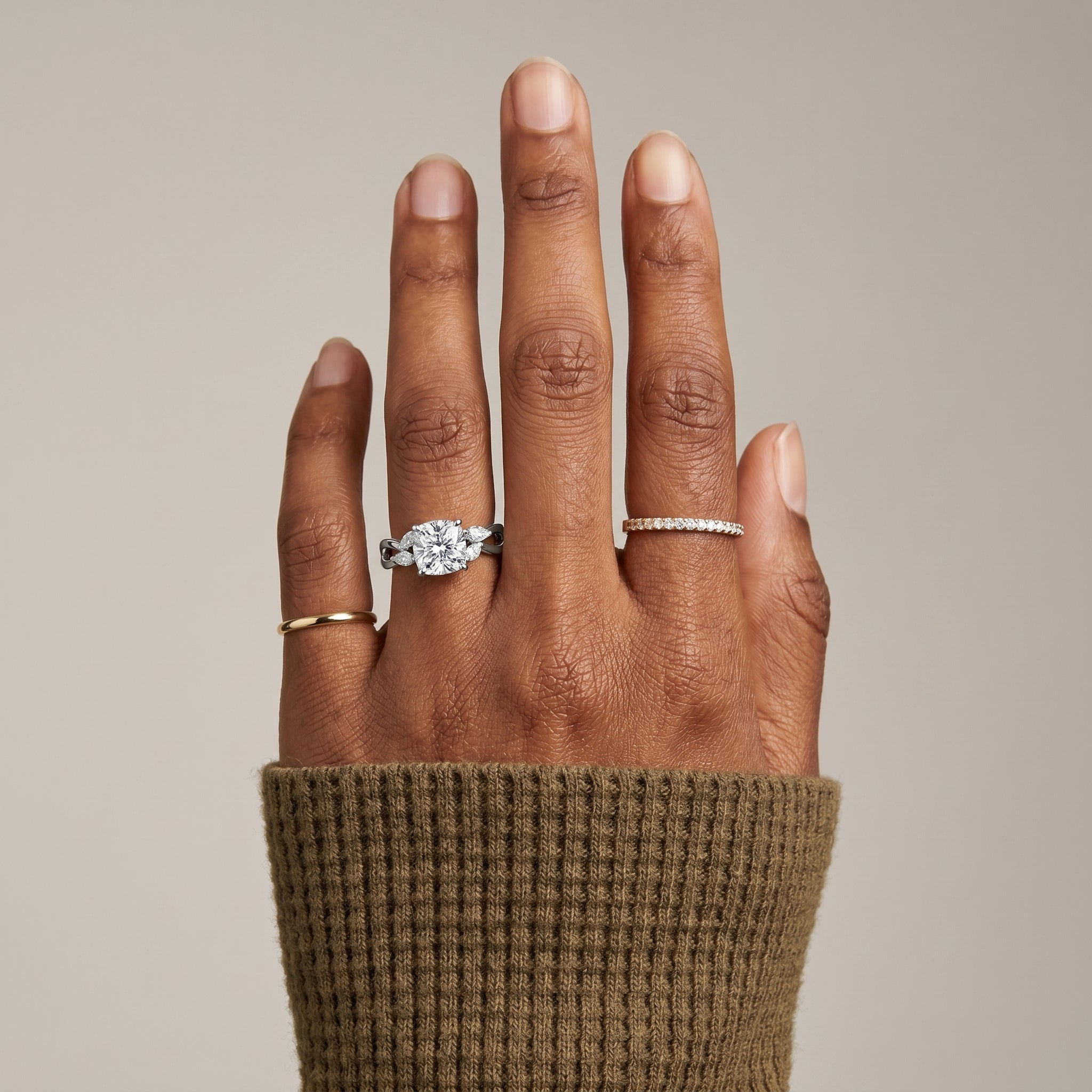 side view of 1.5 carat cushion cut moissanite infinity ring 925 silver