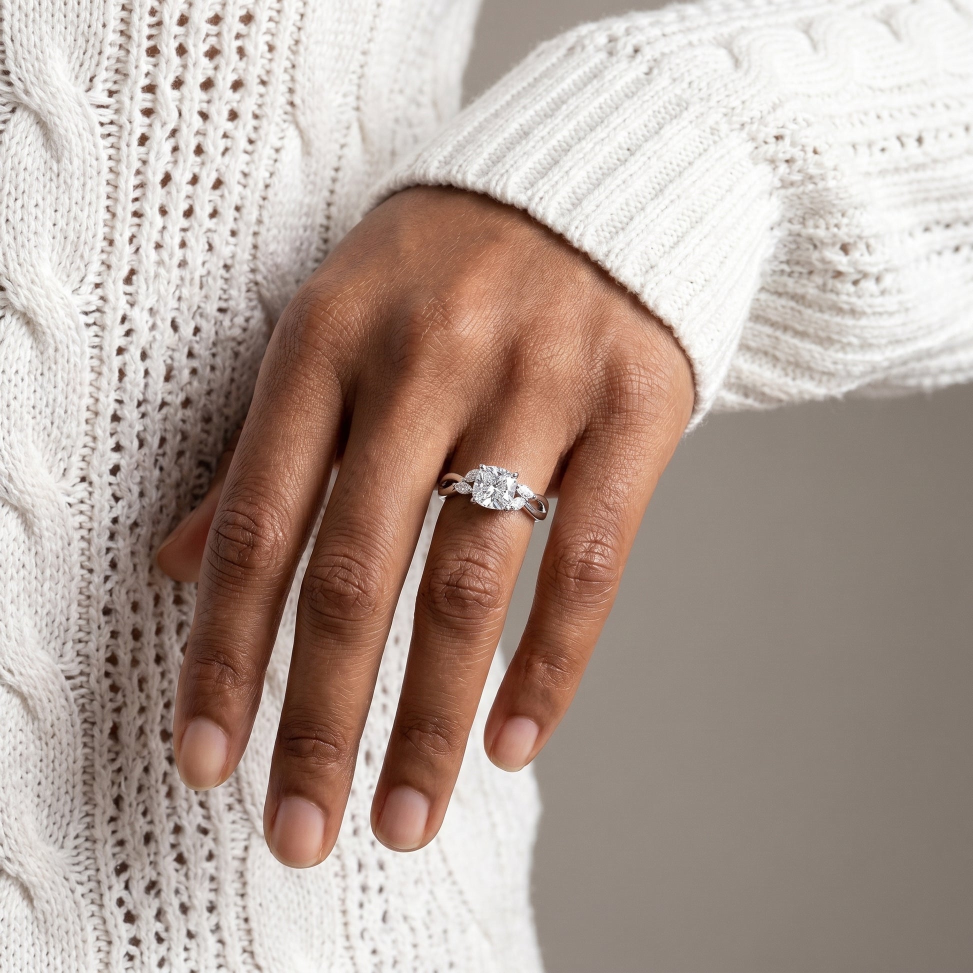 back detail of cushion cut moissanite infinity ring 925 silver