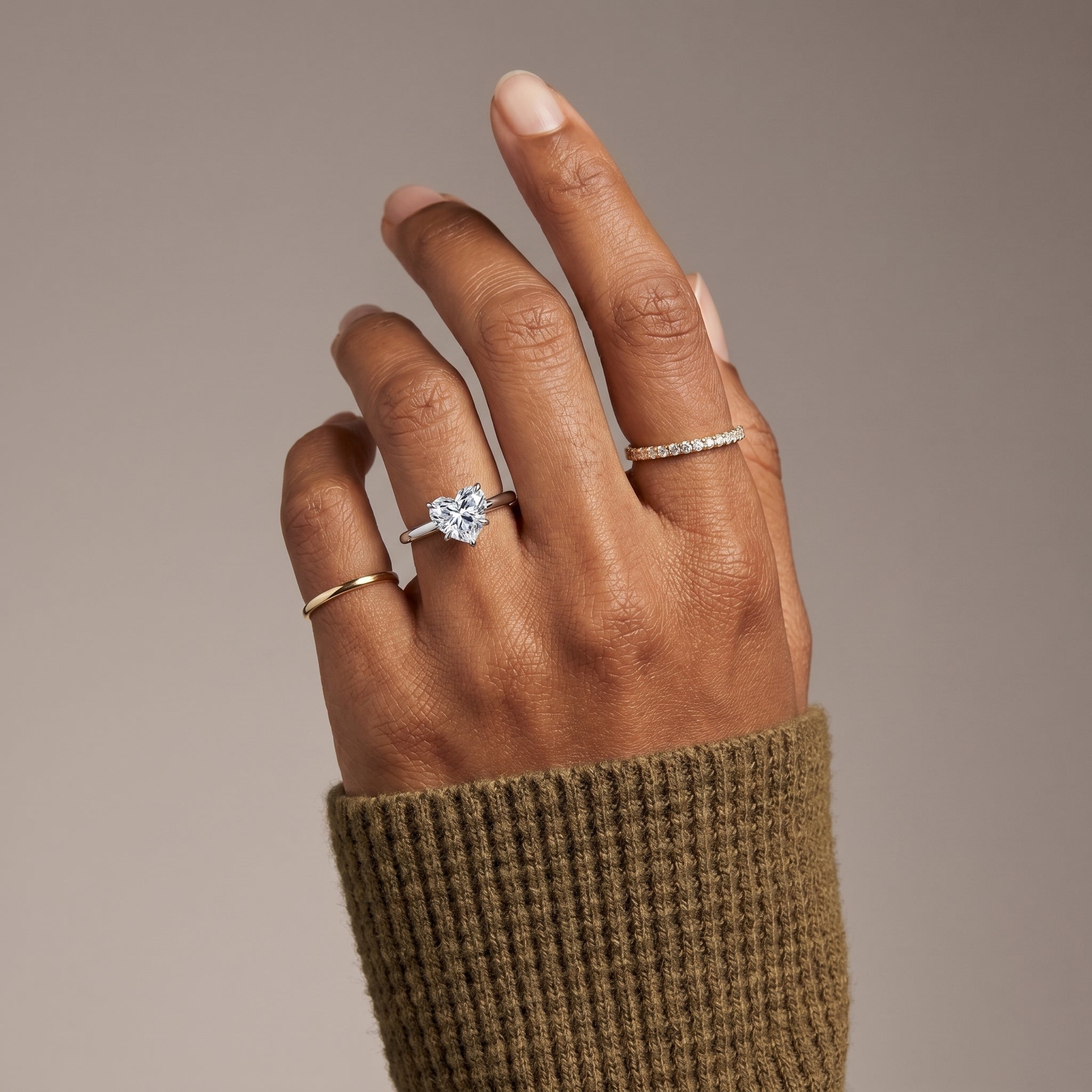 Luxury heart cut moissanite solitaire ring for women