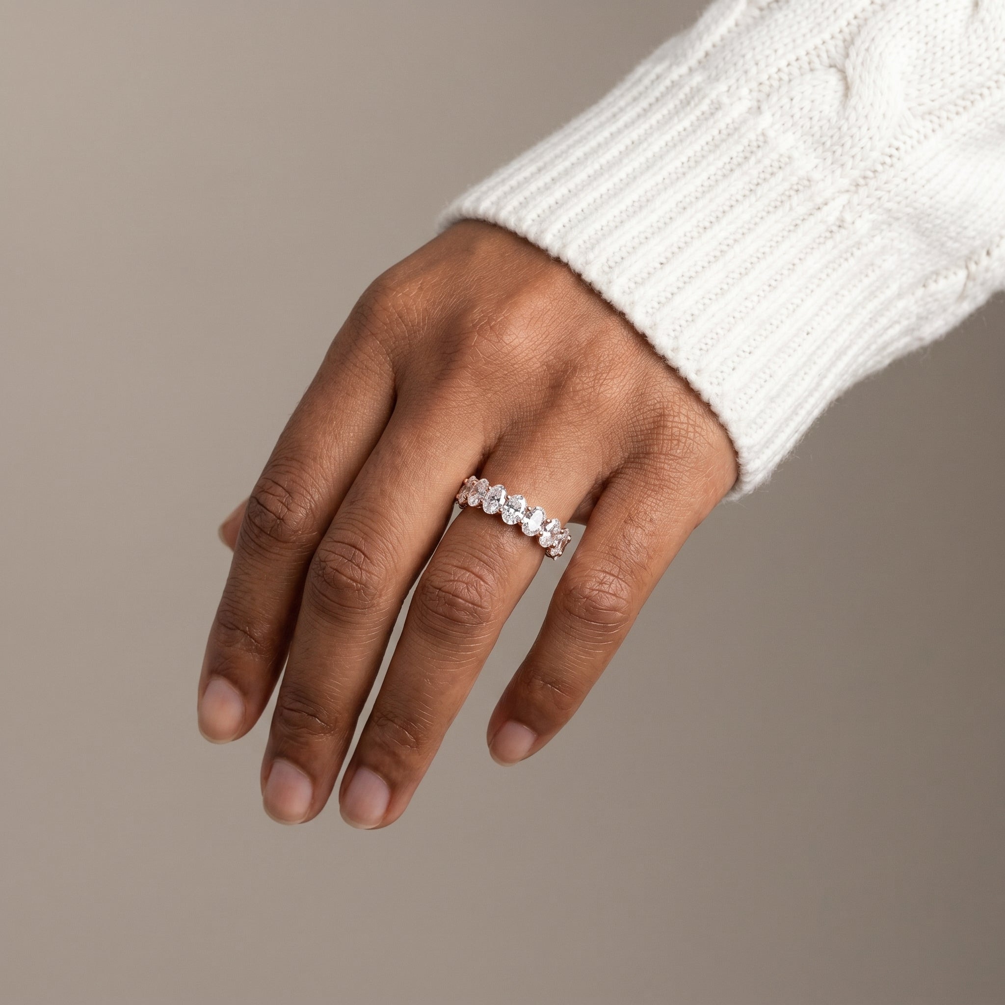 925 Silver Oval Cut Moissanite Eternity Ring – Diamond Look Full Band Luxury Wedding Ring