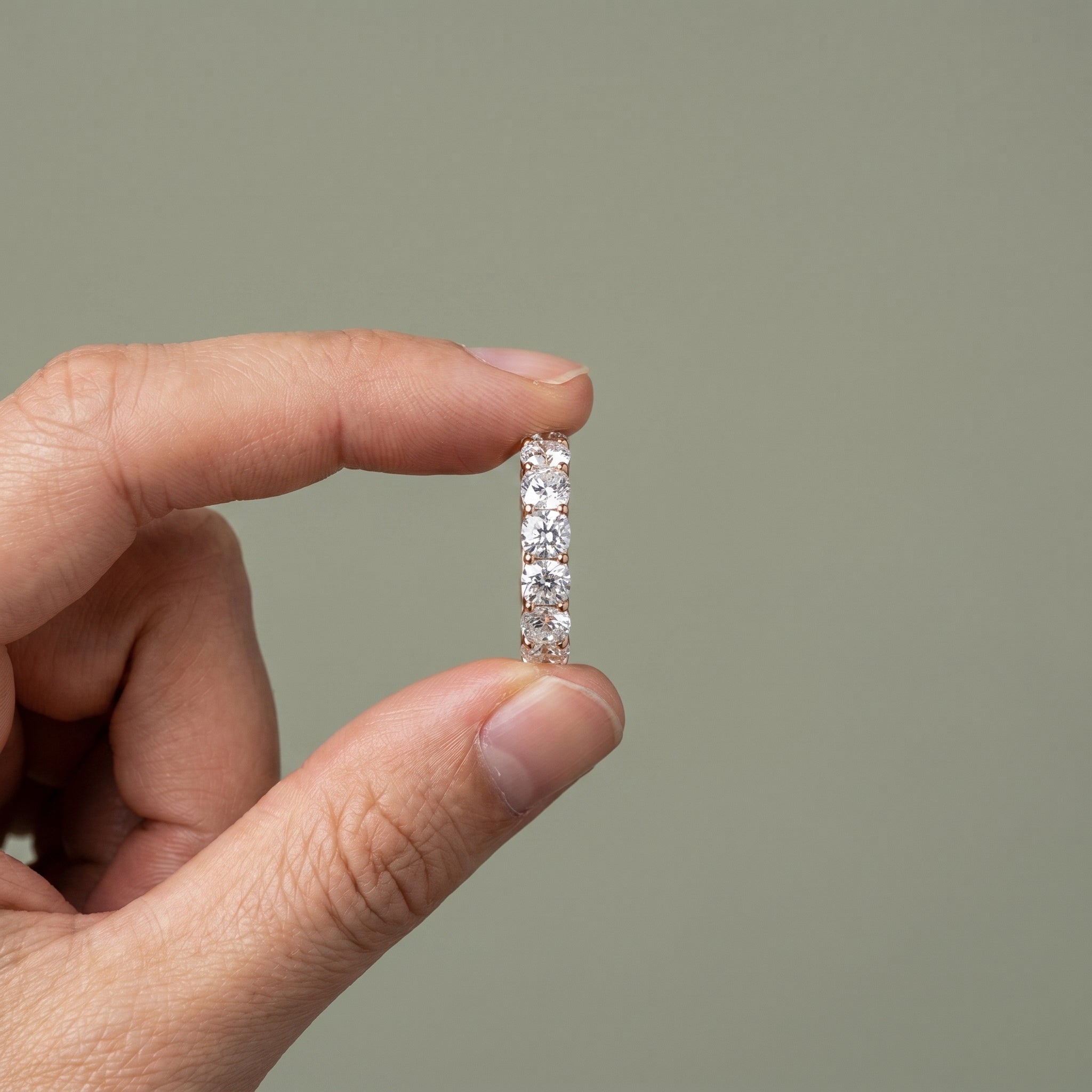 925 Silver Cushion Cut Moissanite Eternity Ring – Diamond Look Full Band Luxury Wedding Ring