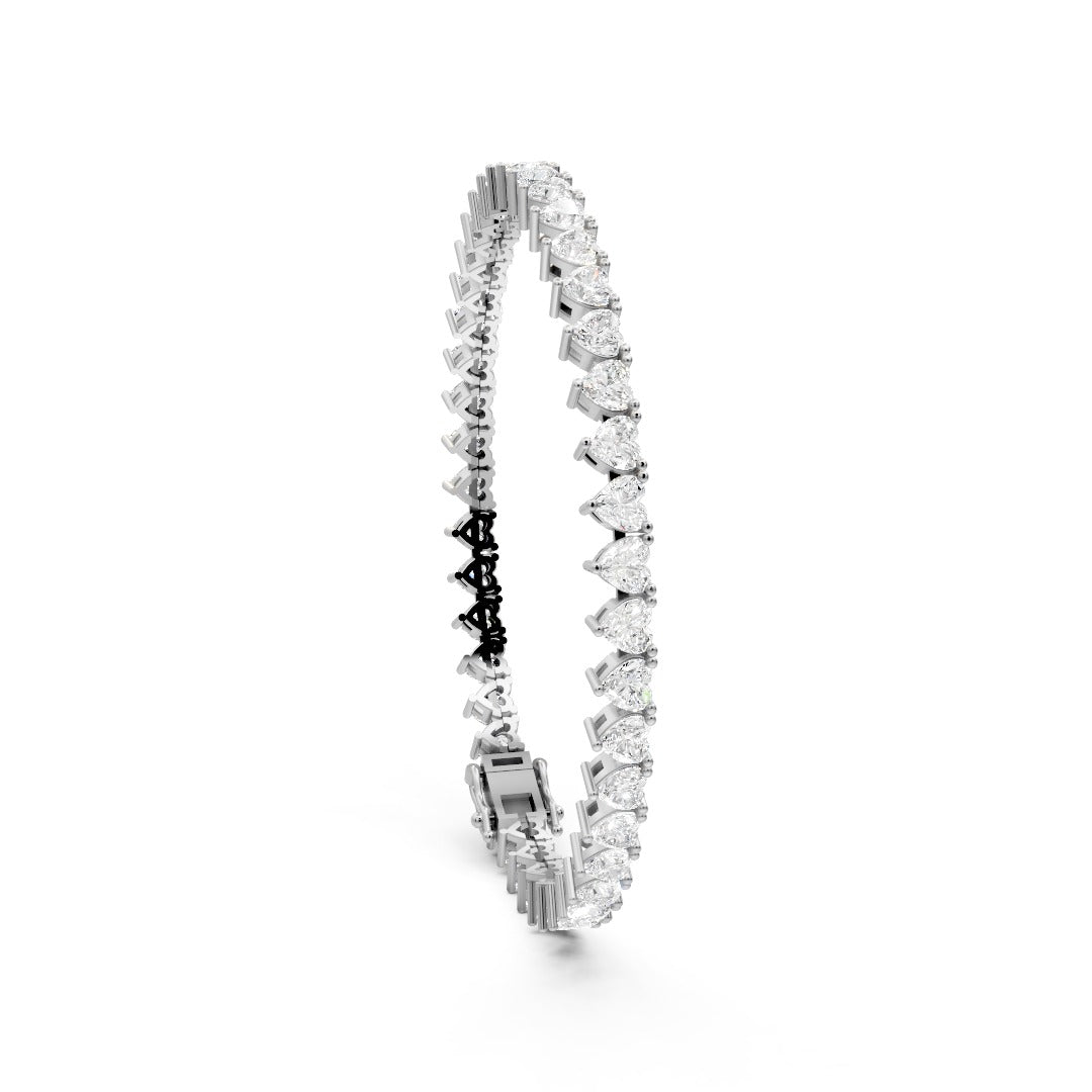 The Eternal Heart Moissanite Tennis Bracelet in 925 Sterling Silver
